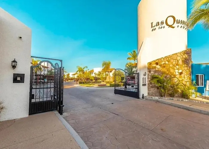 Beautiful House With A Pool, Golf Course, And Villa