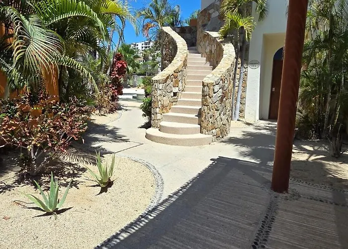 Beautiful House With A Pool, Golf Course, And San José del Cabo